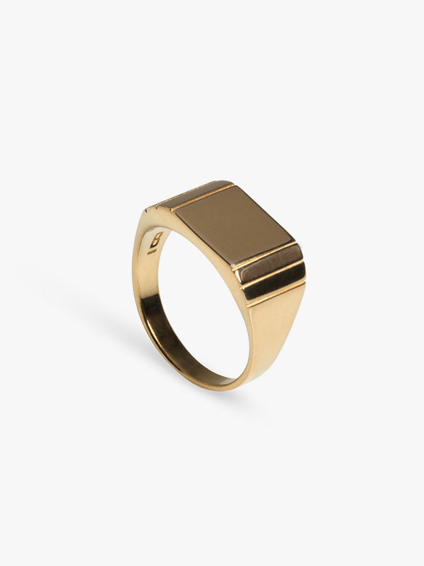 Ring Atlas gold, made by The Boyscouts.