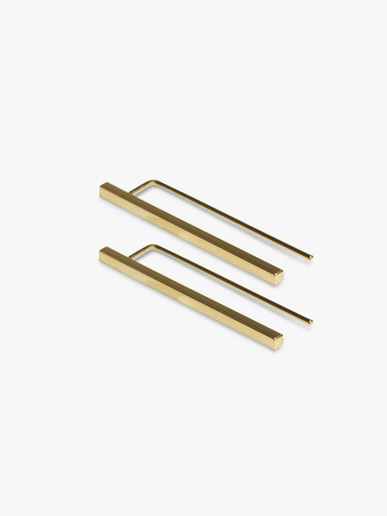 Earring Antenna gold, made by The Boyscouts.