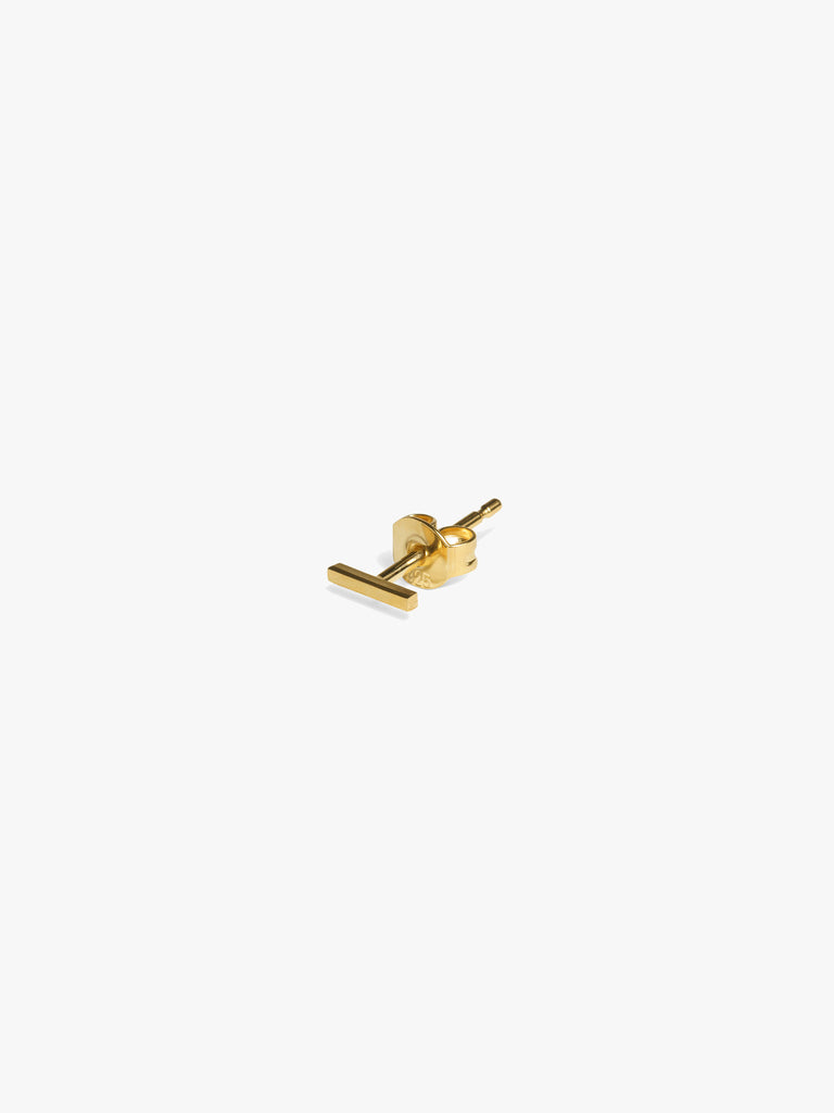 Frontier S earring gold, made by The Boyscouts.
