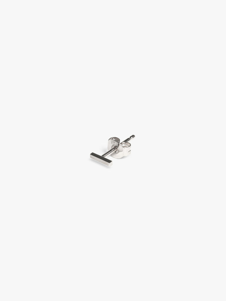 Frontier S earring silver, made by The Boyscouts.